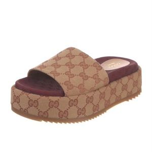 Beautiful & stylish authentic Gucci platform slides beige/burgundy